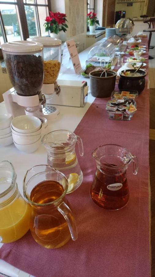 米洛尔酒店 普图斯克 外观 照片